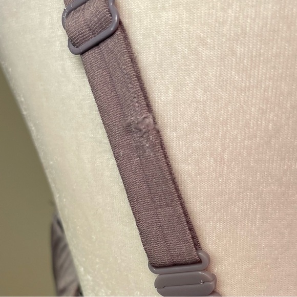 Victoria’s Secret Very Sexy Push-Up Crystal Rhinestone Embellished Grey Bra - Picture 16 of 16